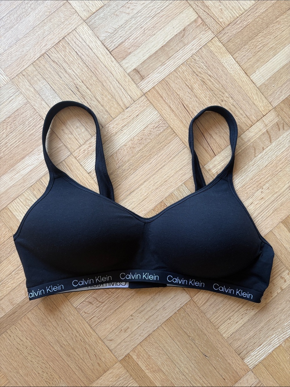 Calvin Klein Black Wireless Logo Band Bra